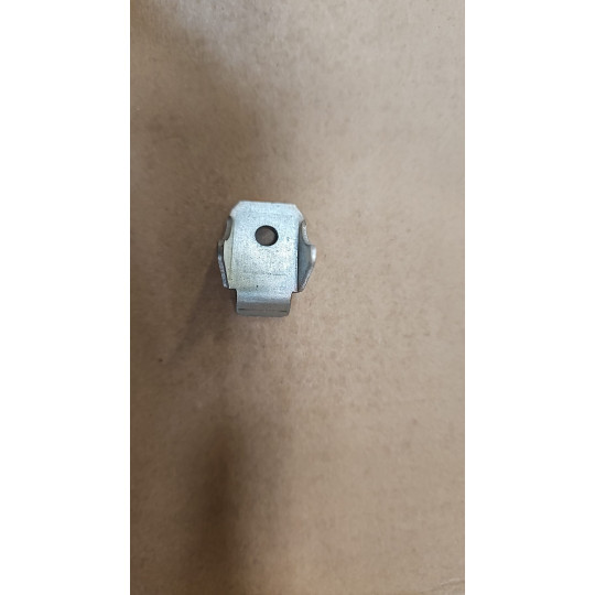Equerre (lot de 4) pour référence AR, ARC, MT, PM et PV