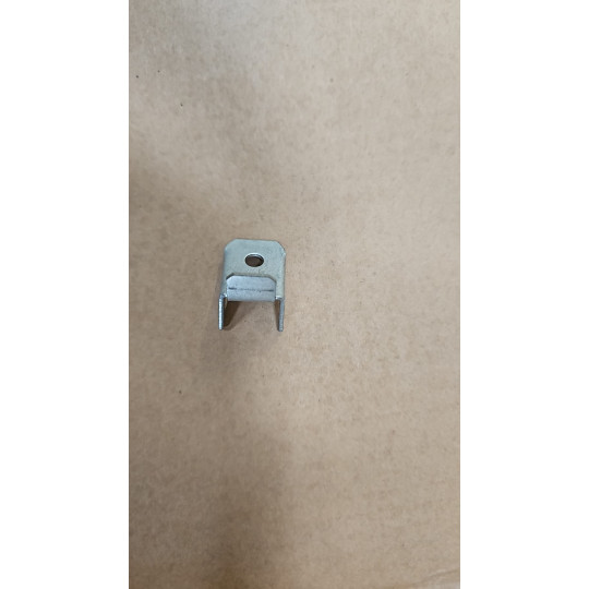 Equerre (lot de 4) pour référence AR, ARC, MT, PM et PV